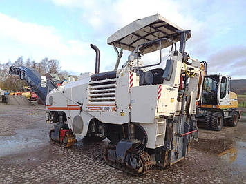 Дорожня фреза Wirtgen W 1000 F.