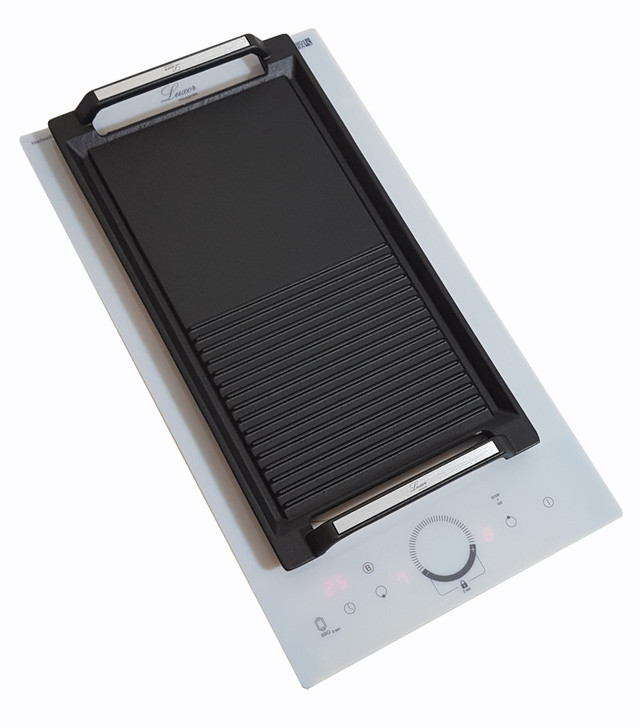 С ЗОНОЙ ОБЪЕДИНЕНИЯ ДВУХ КВАДРАТНЫХ КОНФОРОК – ВСЯ ПЛИТА РАБОТАЕТ НА ЛЮБЫЕ ОГРОМНЫЕ ДИАМЕТРЫ. ЭТО УДОБНЕЙ И ПРАКТИЧНЕЙ ЧЕМ ДАЖЕ ПЛИТА НА ЧЕТЫРЕ КОНФОРКИ