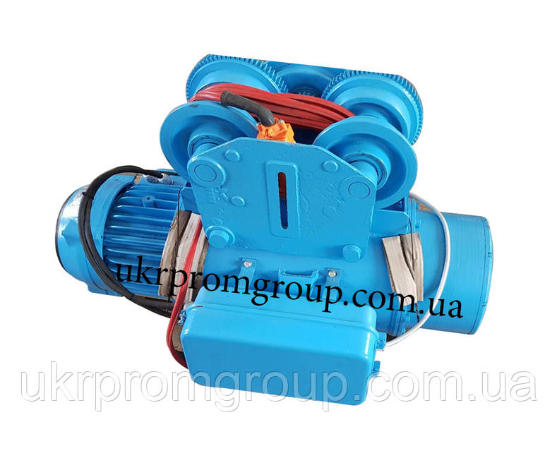 Жас қыздармен қисық бөкселер