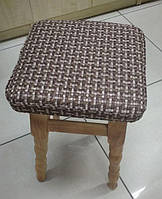 Табурет дерев'яний кухонний з м'яким сидінням (карта)