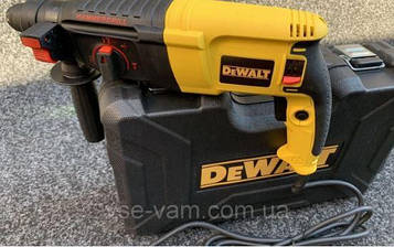DeWalt Перфоратор DeWalt D25013