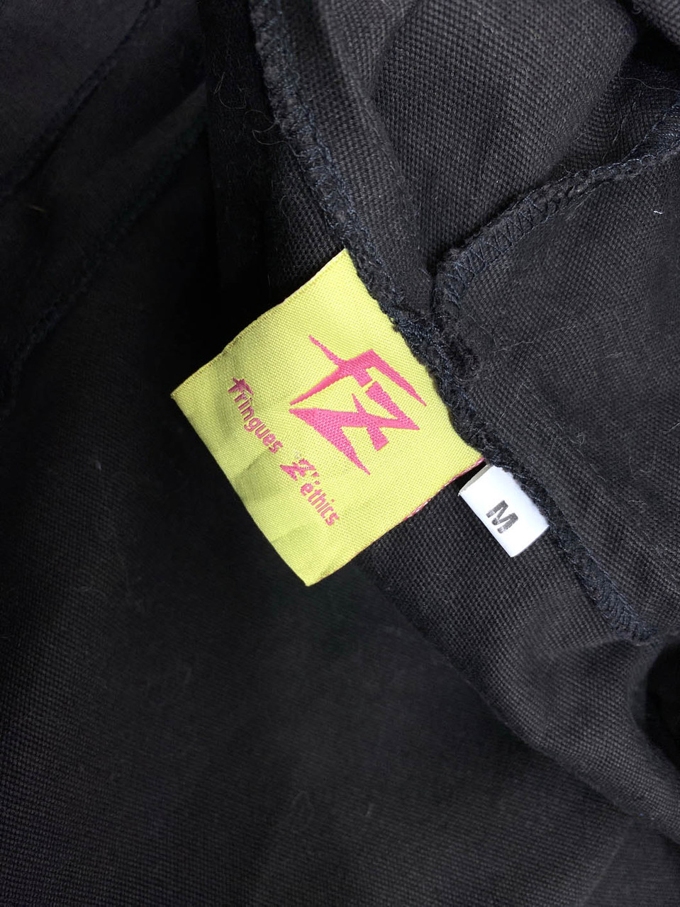 Куртка с заостренным капюшоном Fringues Zethnic, Разм M, Отл сост - фото 6 - id-p1097235645