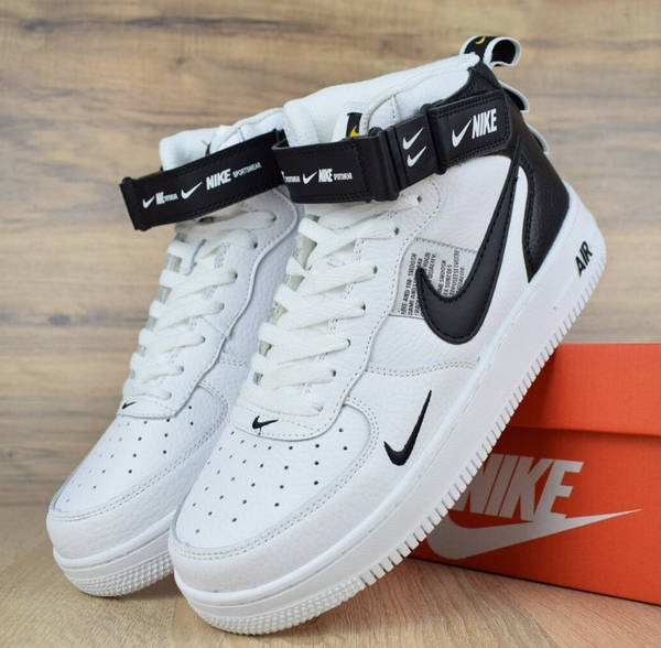 Кроссы Nike Air