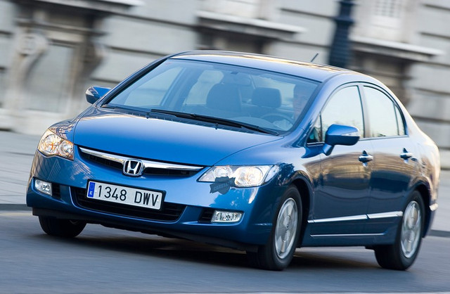 Фильтр масляный Honda Civic 4D 2005-->2012 Knecht-Mahle (Германия ...