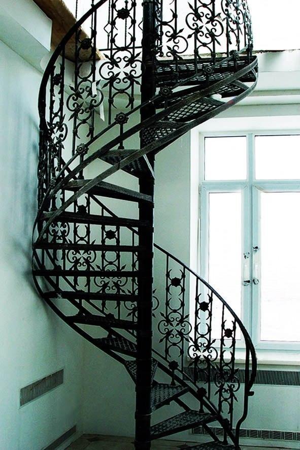 Лестница с перилами в квартиру на больцах. изготовление - фото 10 - id-p1098421634