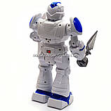 Робот «Робовоин-страж» Play Smart (звук, світло, рух, фрази англійською) 9891, фото 3