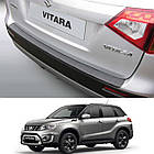 Пластикова накладка заднього бампера з ребрами для Suzuki Vitara 2015+