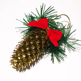 Новорічні іграшки з шишок