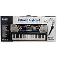 Синтезатор з мікрофоном та тримачем для нот дитячий Electronic Keyboard 8238, фото 6