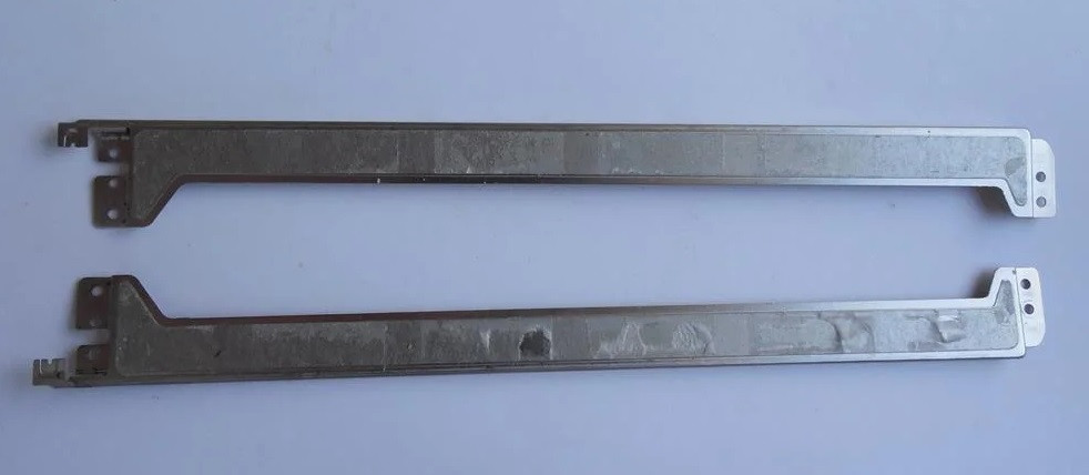 Стійки Samsung NP305V5 б/в
