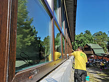 Мийка вікон