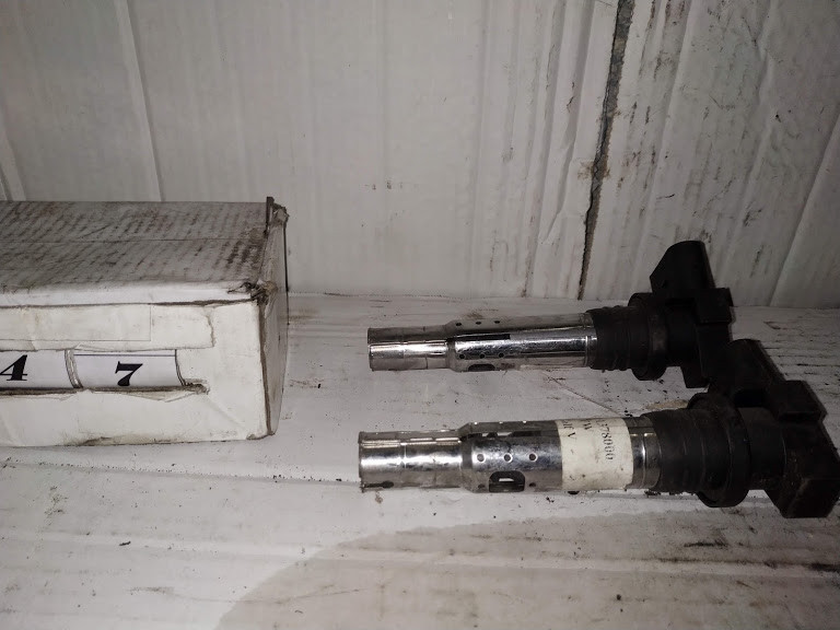 №47 Б/у котушка запалювання 413440421 для Volkswagen Golf V 2003-2009
