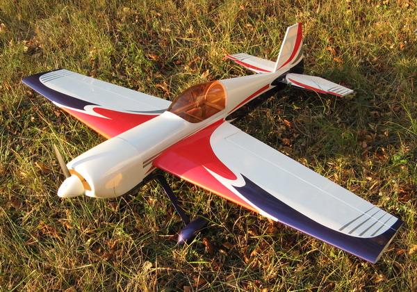 Авіамодель на радіокеруванні літака EXTRA 260 .95 АРФА 1754 мм