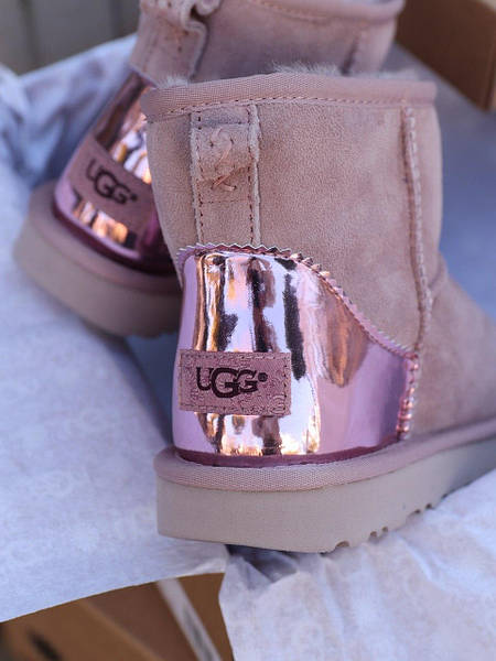 UGG MINI II PINK CRYSTAL METALLIC