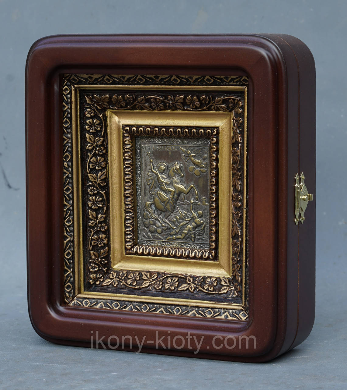 Рівний кіот з закругленими кутами., фото 1