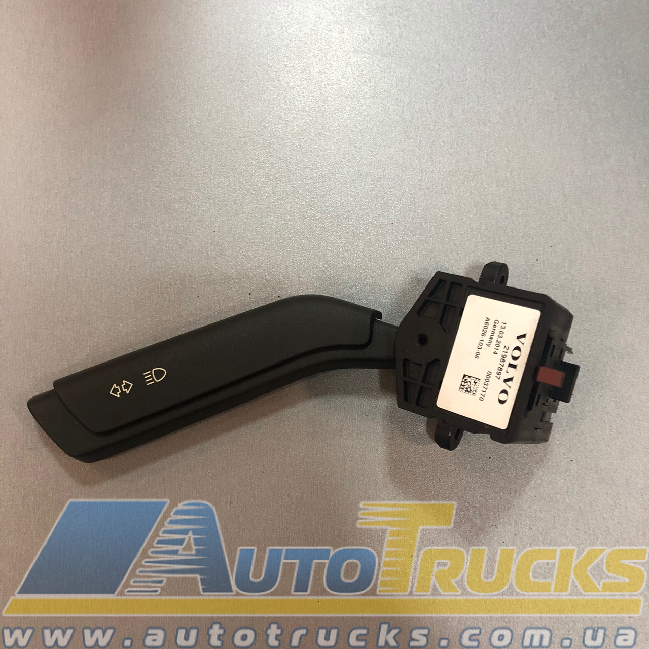 Ручка включения поворотов (подрулевые переключатели ) Б/у для VOLVO FH4 (21967897)