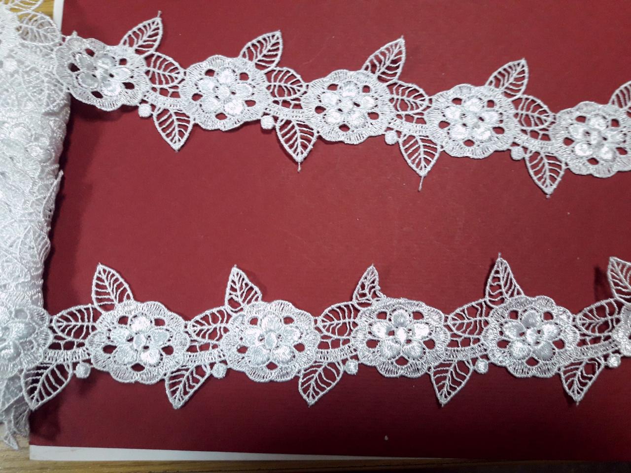 Мереживо кружево макраме на метраж 5,5 см. Вставка " Квіти" біле. Таїланд. Ціна за 1 метр