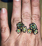 Срібні сережки-цвяшки зі смарагдами "Квітка", фото 7