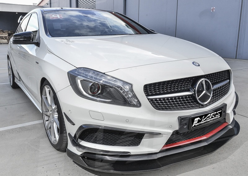 Решітка радіатора Mercedes W176 (12-16) стиль AMG Diamond (night edition), фото 1