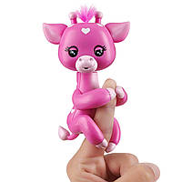 Интерактивная ручная жирафа WowWee Fingerlings Baby Giraffe - Meadow (Pink) Медоу (3555) (B07H3GMZQK)