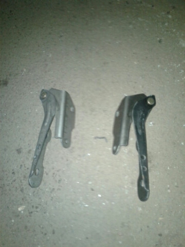 Купить Петля капота део ланос, цена 200 ₴ — Prom.ua (ID#1101795005)