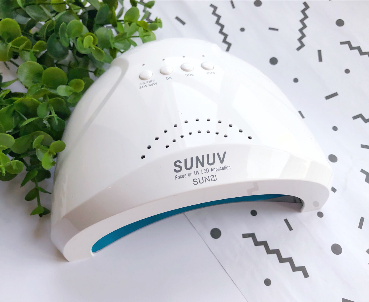 Лампа UV/LED для маникюра SunONE 48Вт