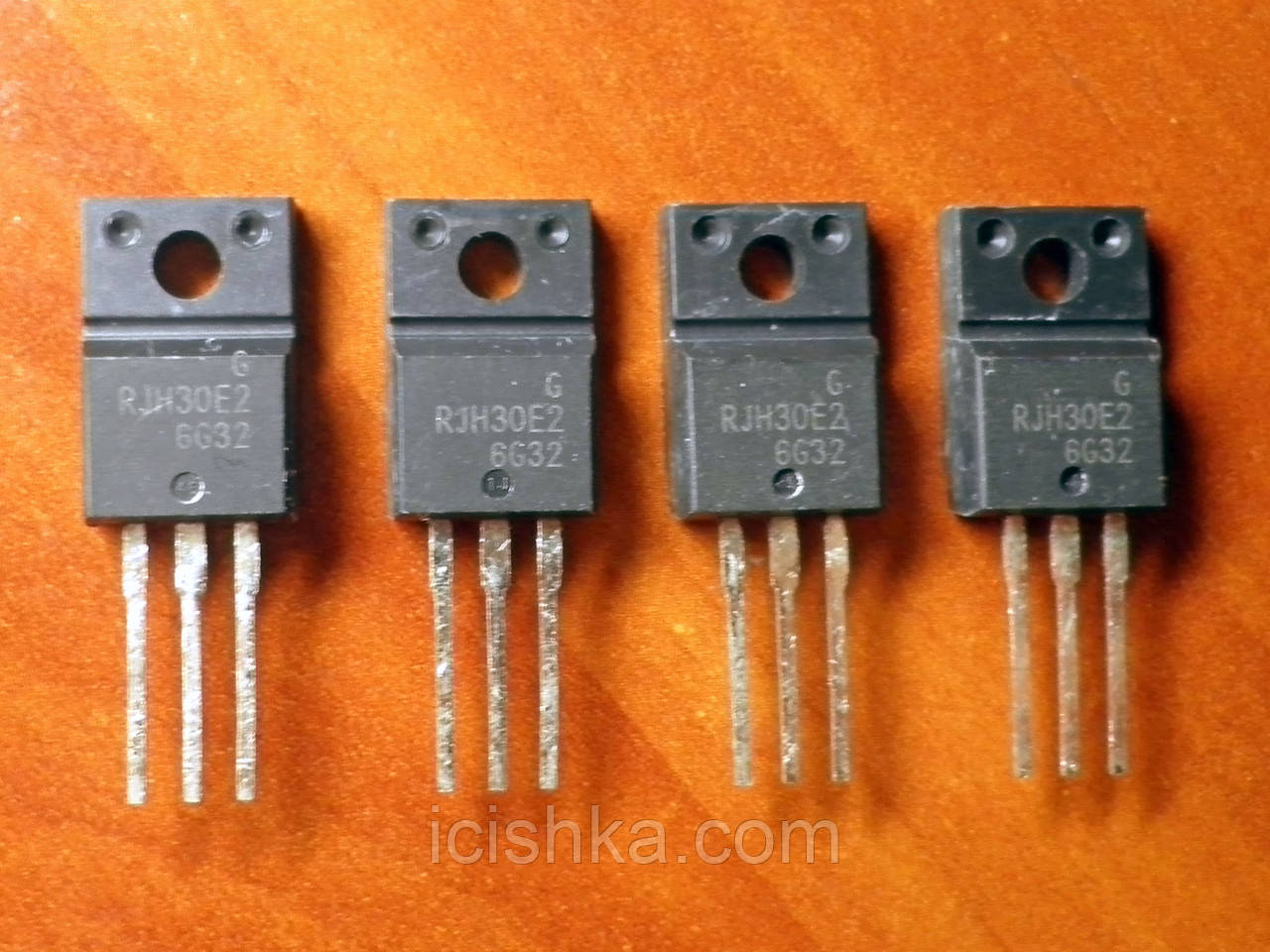 RJH30E2 TO-220FL - 360V 30A NPT IGBT транзистор