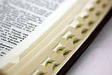 Біблія російською мовою, шкіряна палітурка бордова, золотий зріз, на замку, пошукові індекси (18х25 см), фото 4