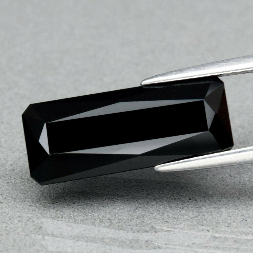Натуральний турмалін 5.36ct 16.4x6.6mm
