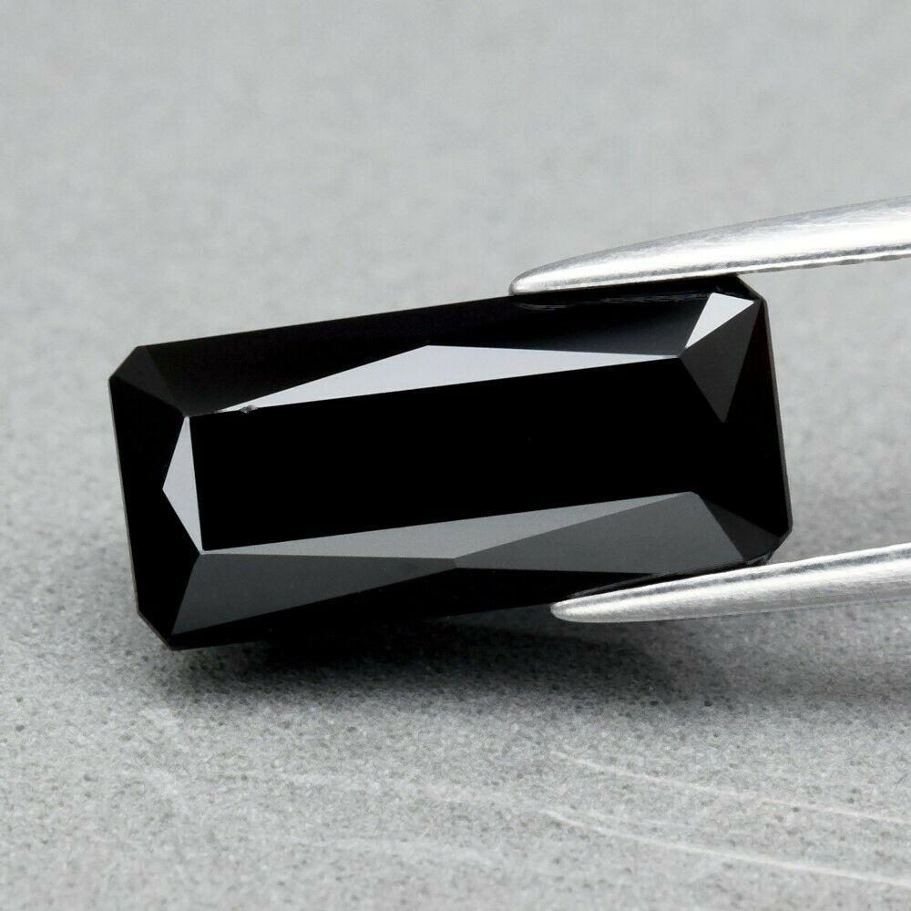 Натуральний турмалін 5.21ct 14.6x6.8mm