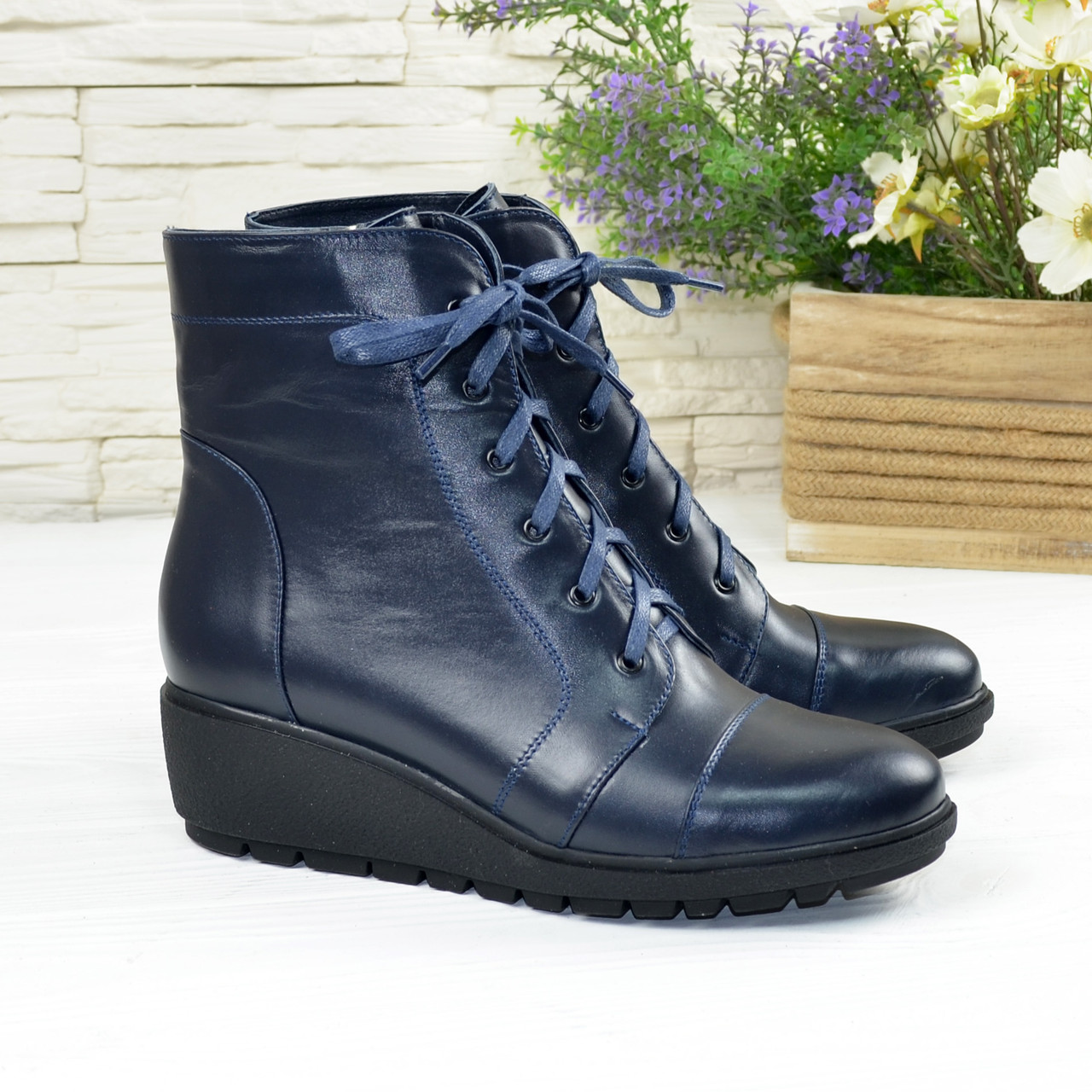 Сині жіночі черевики шкіряні на невисокій танкетці, фото 1