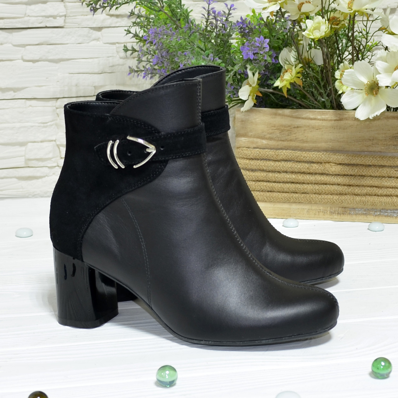 Черевики жіночі чорні на невисокому каблуці. Натуральний замш і шкіра, фото 1