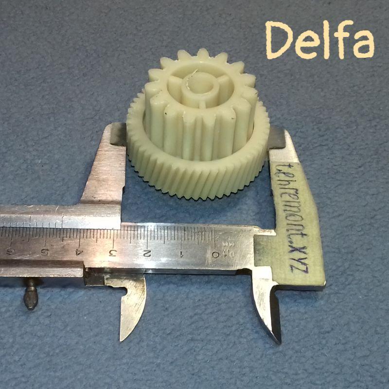 Шестірня редуктора для м'ясорубки Delfa (Z=54; z = 15; D = 45,5, d = 34; H=37)