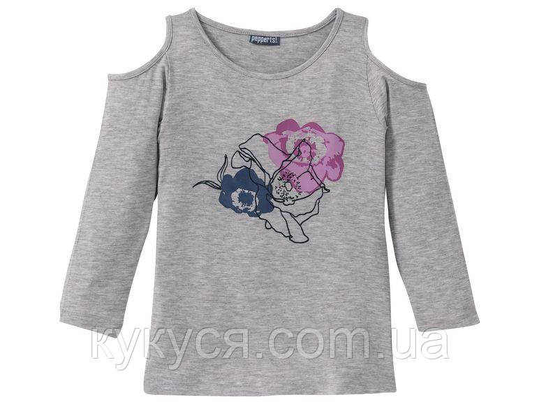 Кофточка для дівчинки з вирізом на плечах