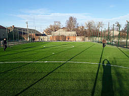 Укладка монофиламентной синтетической травы 924 m2, г. Мерефа, Харьковкая обл. 5