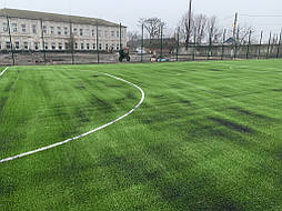 Укладка монофиламентной синтетической травы 924 m2, г. Мерефа, Харьковкая обл. 10