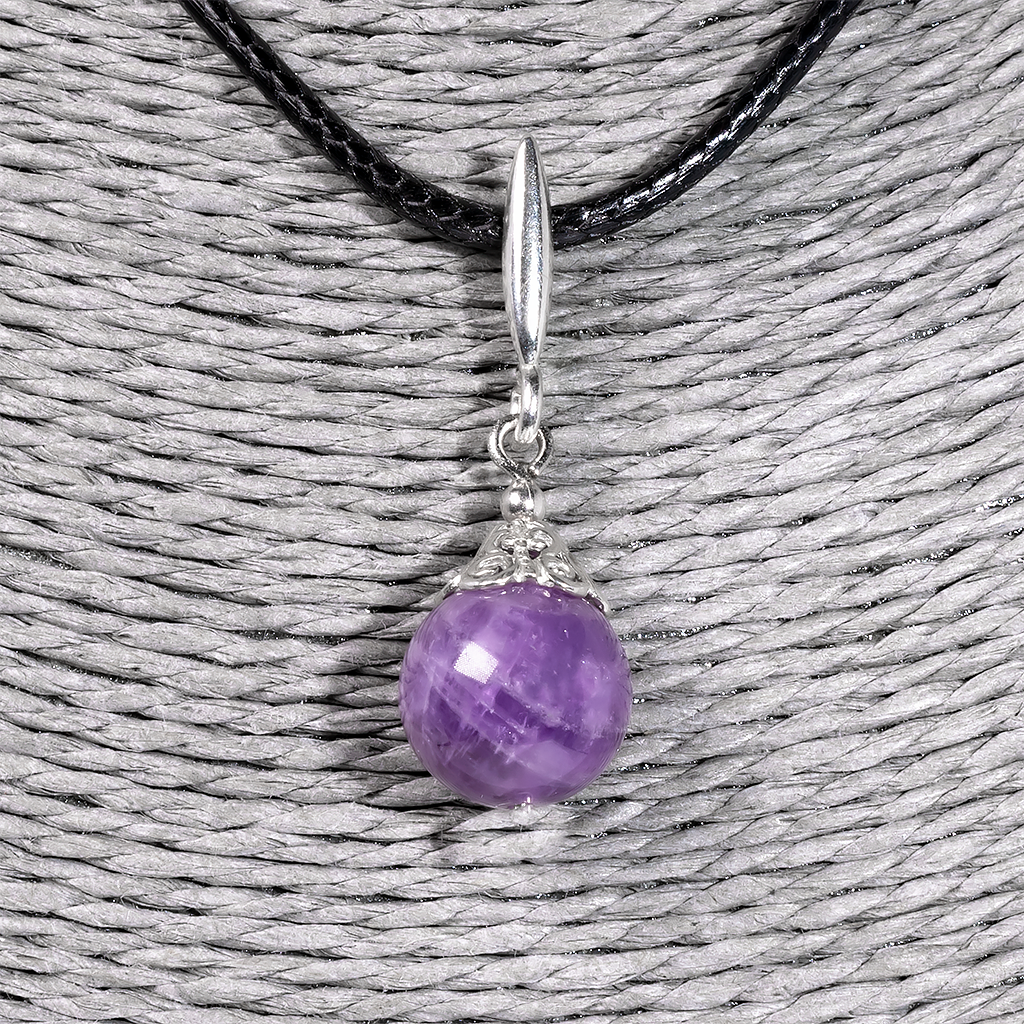 Кулон з аметистом, срібло, Ø12 мм, 1223КЛА