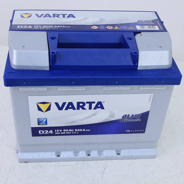 Купить автомобильный аккумулятор Varta D24 6-СТ 60Ah R+ 540A Blue