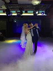 Ефект танцю в хмарах: затребуваний спецефект на будь весіллі