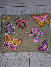 Інтер'єрна подушка "Метелики"