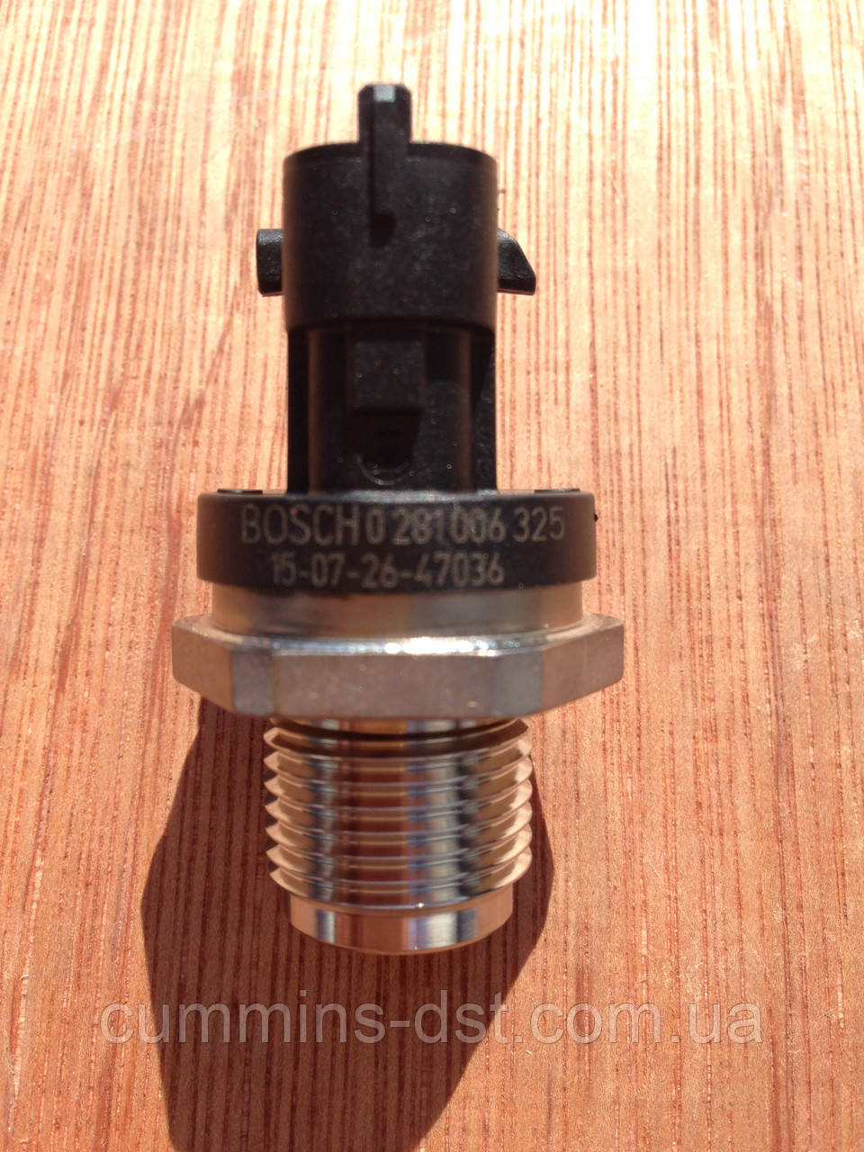 Датчик тиску палива для двигуна QSC8.3, ISL8.9, QSL9, фото 1