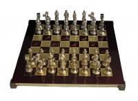 Шахматы Manopoulos Ренессанс-Рыцари в деревянном футляре 36х36 см (S9RED)