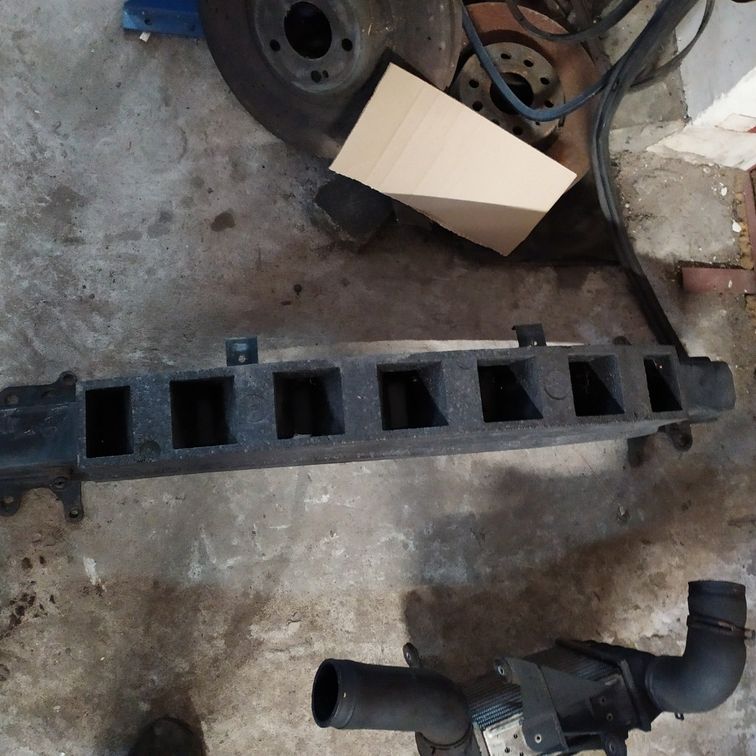 Підсилювач переднього бамперу шкода фабія / румстер, фото 1