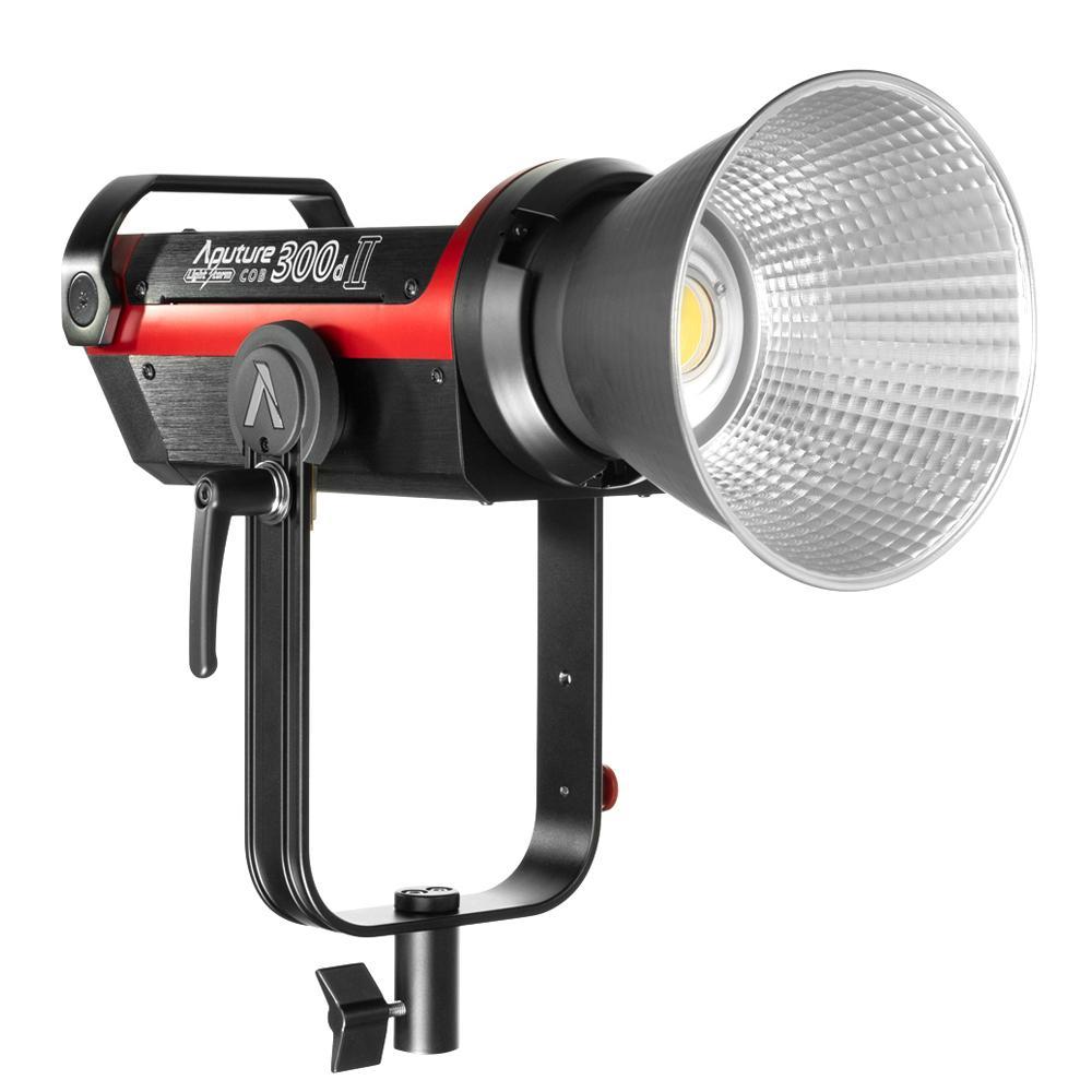 Світлодіодний прожектор Aputure Light Storm LS C300d II (a-mount) (LS C300d II А)