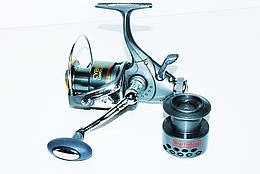 Катушка BratFishing Cyborg baitrunner RD 6000