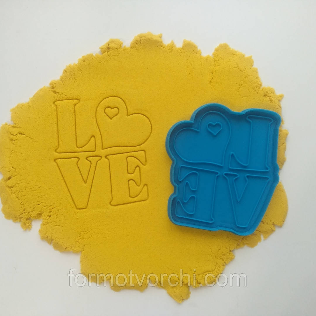 3D-формочки-вирубки для пряників "LOVE 4"