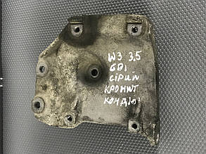 Кронштейн кондиціонера Mitsubishi Pajero Wagon III 3 3.5 gdi 6g74 Мітсубіші Паджеро Вагон 3 2000-2006