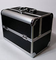 Б'юті кейс валіза алюмінієва з ключем чорна гафре смуга для майстрів