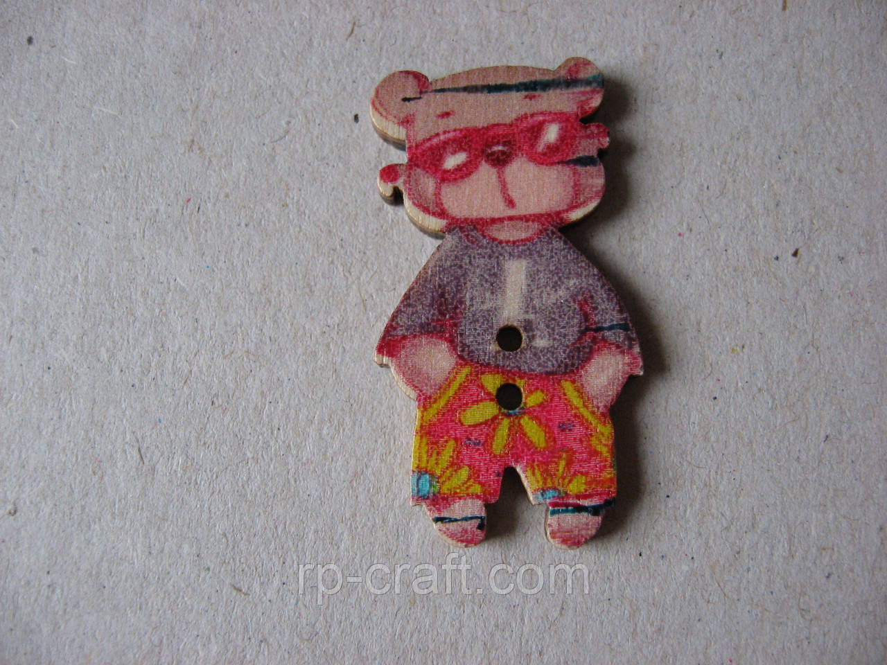 Гудзик дерев'яний,  декоративний. Ведмежа в одежі, 18х34 мм, фото 1