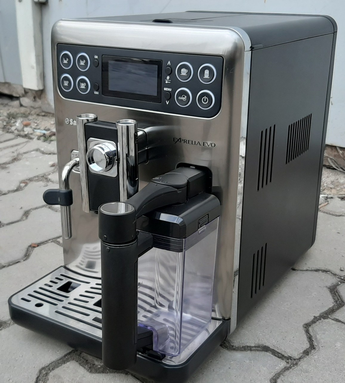 Кавоварка кавоварка Саєко Saeco Exprelia Evo HD8855/09 б/у